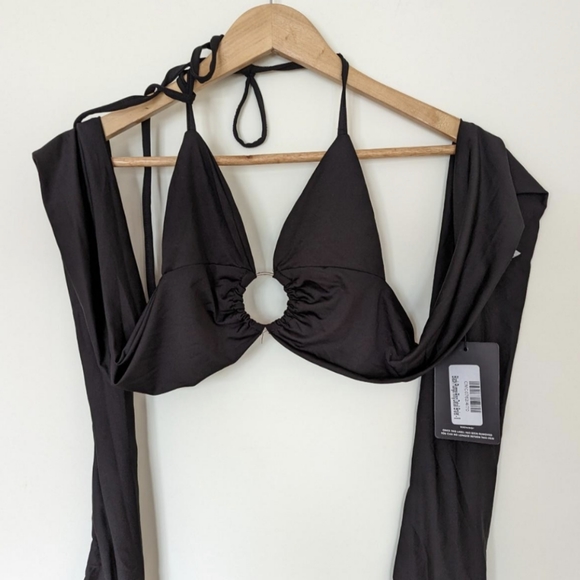 Pretty Little Thing black bralette - Picture 3 of 3